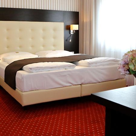 Hotel Herbst Берлин Экстерьер фото