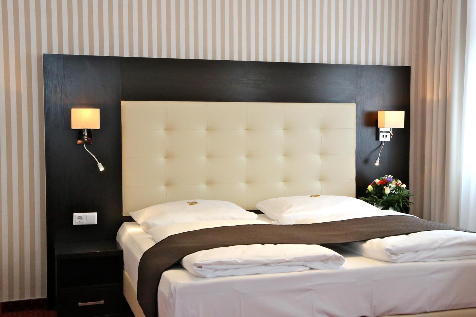 Hotel Herbst Берлин Экстерьер фото